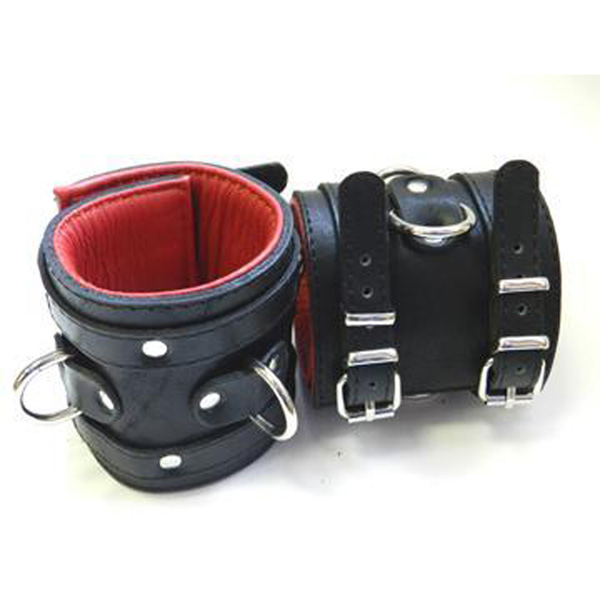 Широкие подвёрнутые наручники с красным подкладом
